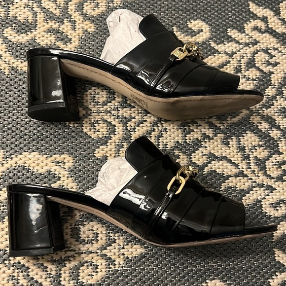 Lightly worn Karl Lagerfeld Haley Mules - Picture 4 of 12